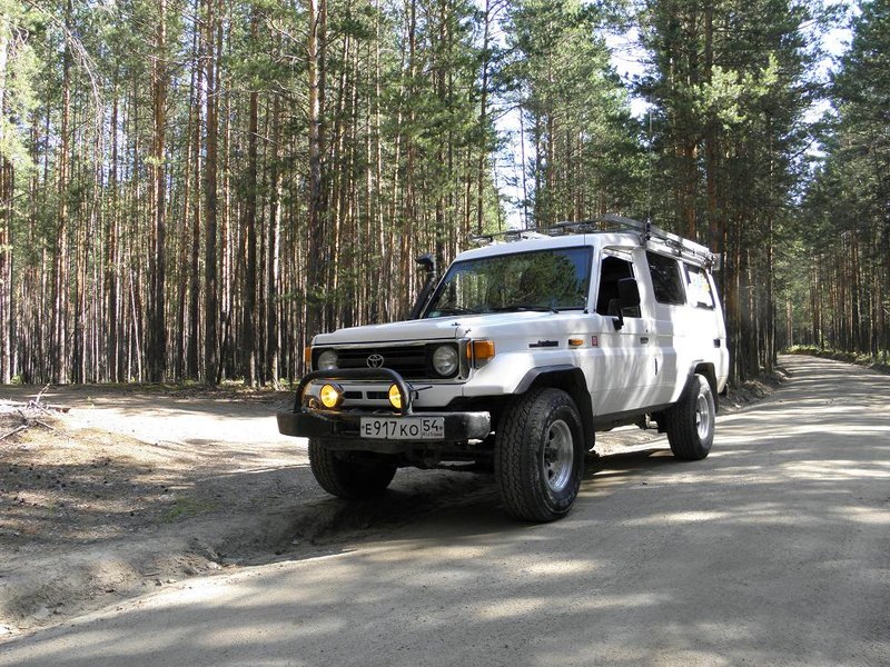 http://www.land-cruiser.ru/uploads/monthly_10_2013/post-8870-0-07622800-1383159601.jpg