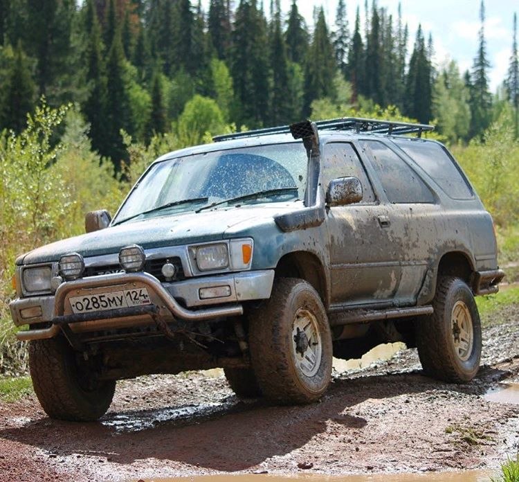 Toyota hilux surf кузова. Toyota Hilux Surf 130. Hilux Surf 130. Hilux Surf 61. Toyota Hilux Surf 130 драйв.