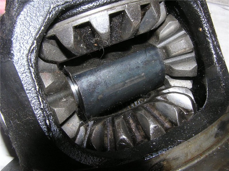 2106 сателлит сателлиты редуктора. Разбитый дифференциал 2110. Редуктор 4 сателлита toyota. Сателлиты дифференциала пежо 407. Сателлиты редуктора ваз 2106.