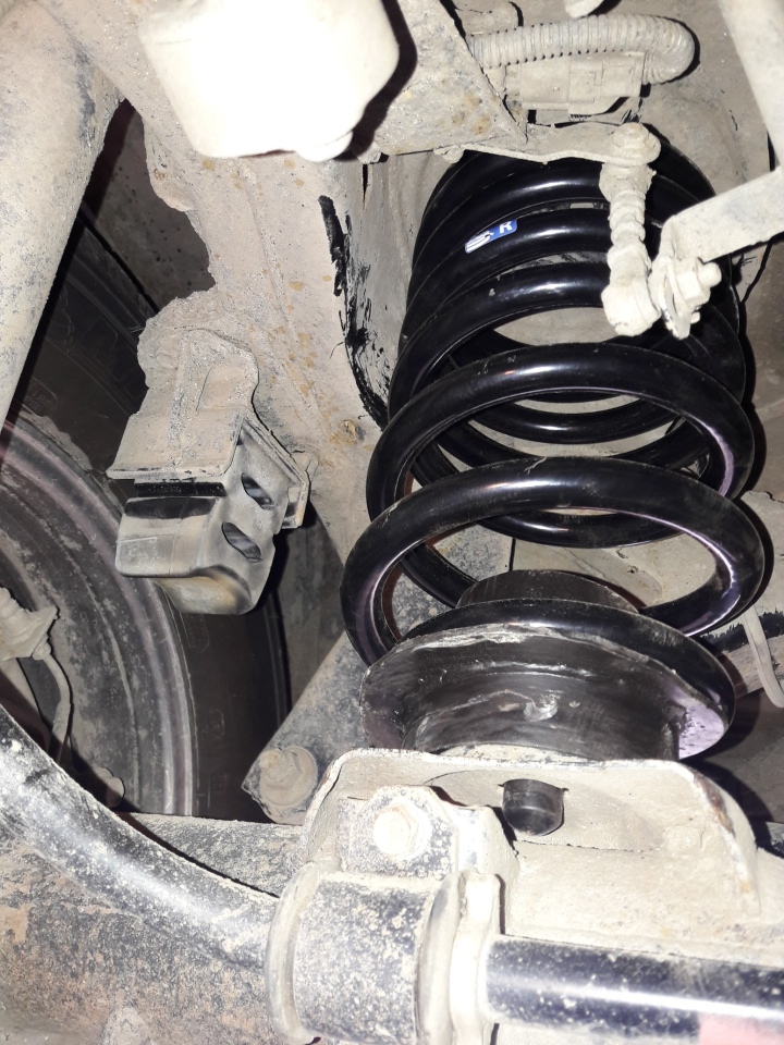 пружины toyota land cruiser prado 120. комплект пневмоподвески для туарег 2. пневмоподвеска kia sportage 2. замена пневмоподвески на пружинную. замена пневмоподвески на пружинную.
