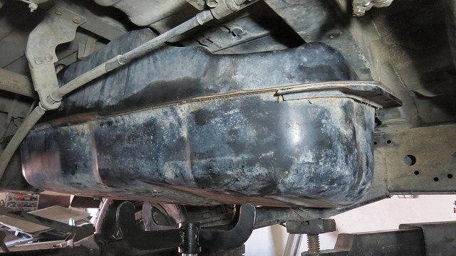 Прадо бак. Прадо 150 защита бака дизель. Доп бак Прадо 150. Prado 120 второй бак. Дополнительный бак на Прадо 150.
