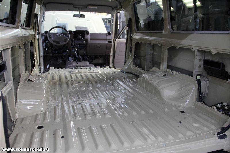 Toyota Land Cruiser 80 Camper