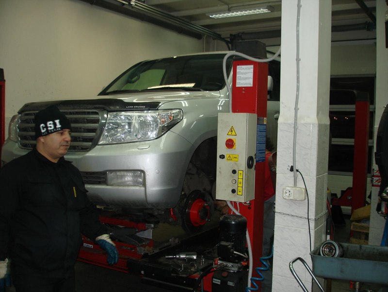 Транспортная 10 Воркута автосервис.