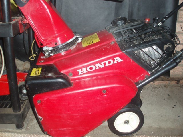 Снегоуборщик honda hs55
