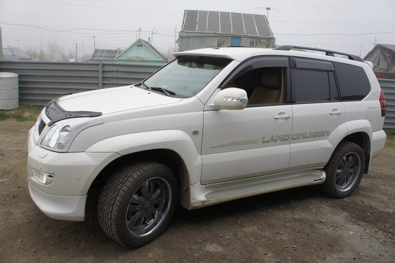 Стекла прадо. Козырек лобового стекла Прадо 120. Козырек лобового стекла Land Cruiser Prado 95. Козырек для Land Cruiser Prado 90. Козырек Прадо 120.