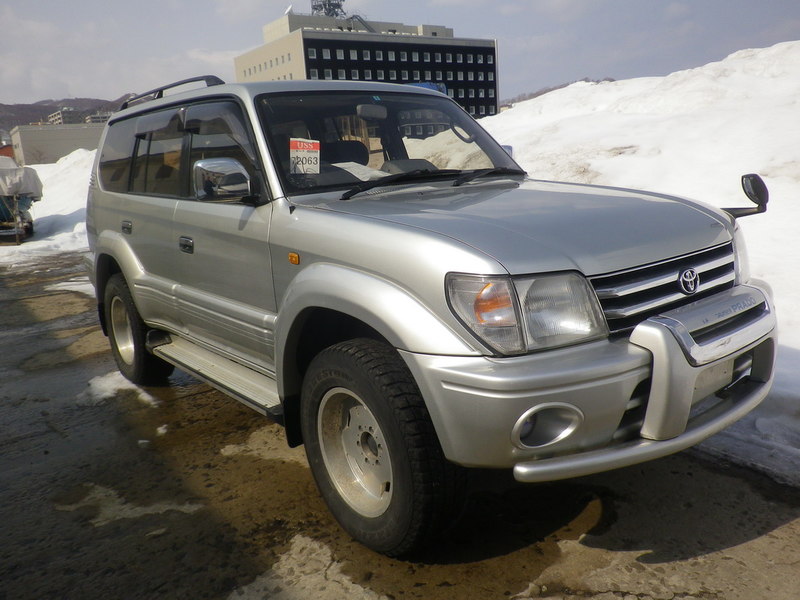 Прадо 95 год. Прадо 95 кузов. Toyota Land Cruiser Prado 95 кузов. Прадо 2002г 95 кузов. Toyota Land Cruiser Prado 95 кузов серебристый.