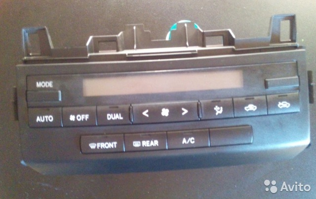 панель управления денд круизер 200. задний климат тойота ленд крузер 200. эбу land cruiser 200. задний климат контроль прадо 150. Land cruiser 200 2012 разъемы на блок климата.