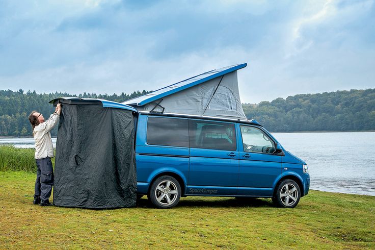 VW Caravelle с крышей