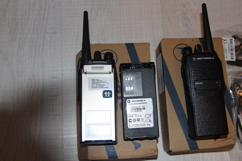Motorola GP340 UHF.