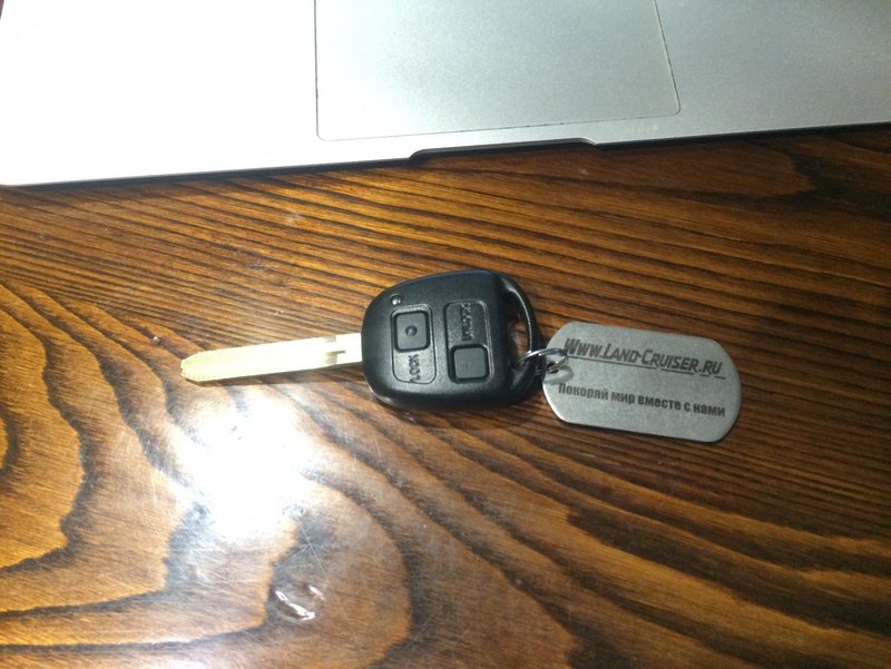 Продажа изготовление ремонт чип-ключей Toyota в Хабаровске