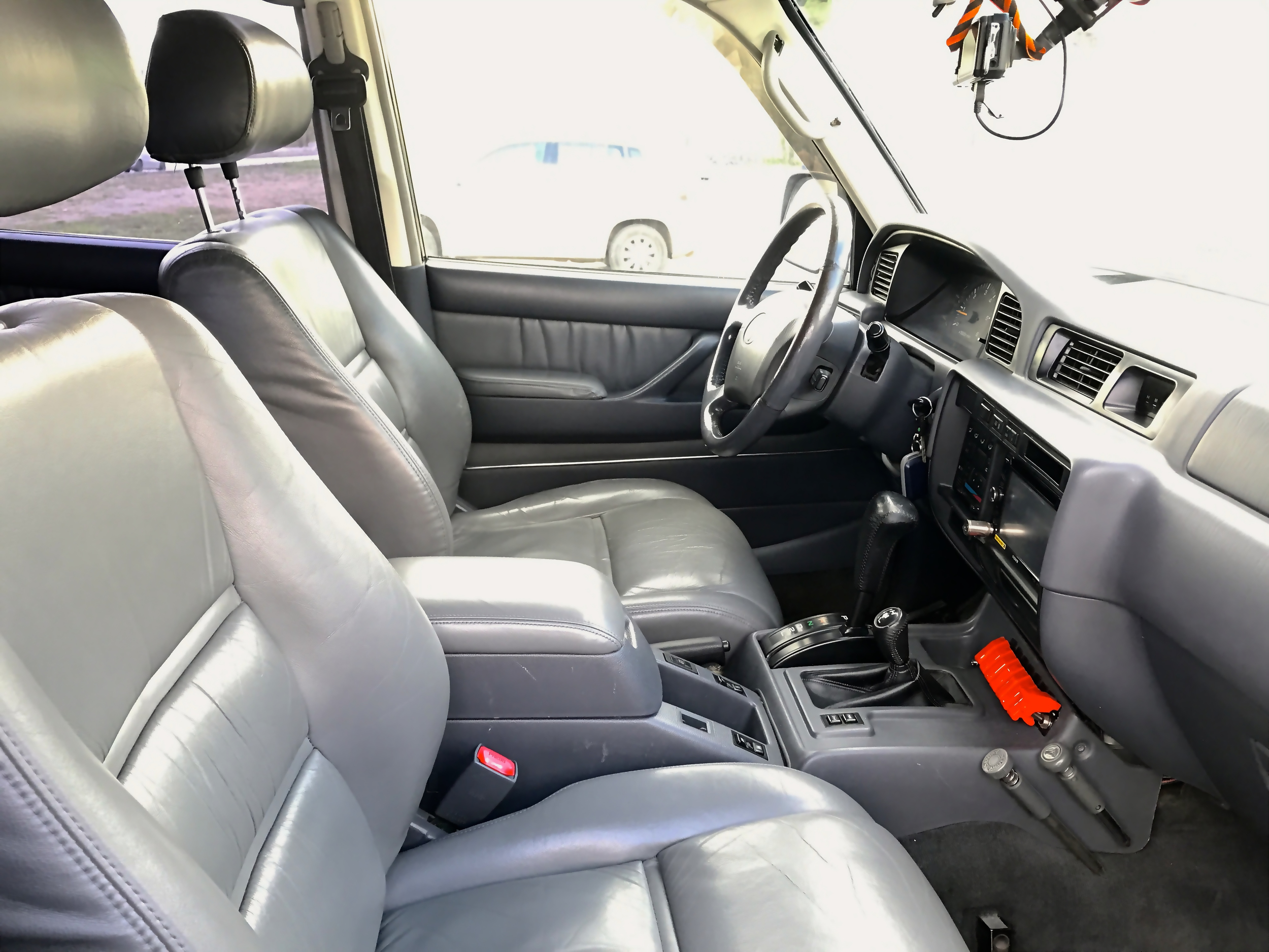 Land Cruiser 80 Interior