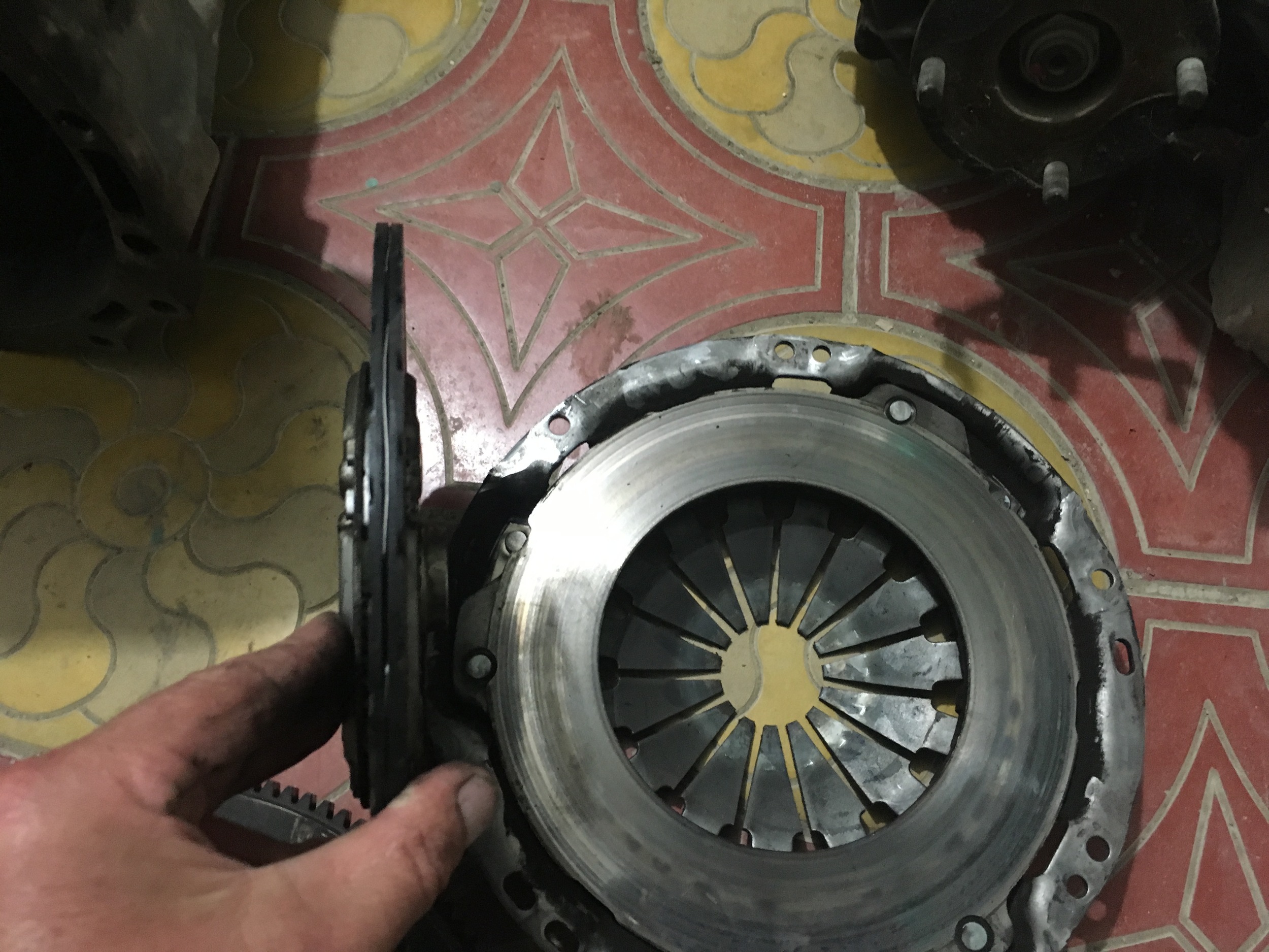 Рывки при трогании с места тойота автомат