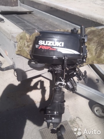 Первый запуск лодочного мотора suzuki