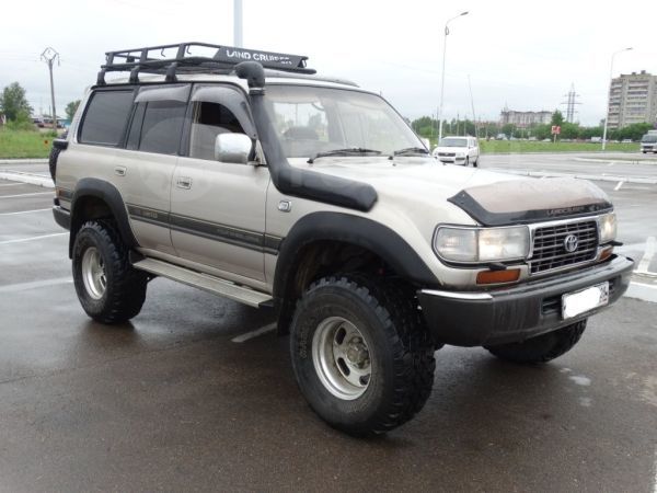 Дром благовещенск амурской тойота продажа. Toyota Land Cruiser 1995. Toyota Land Cruiser 80 Бор Дальнегорск. Лестница ленд Крузер 80. Спойлер Тойота ленд Крузер 80.