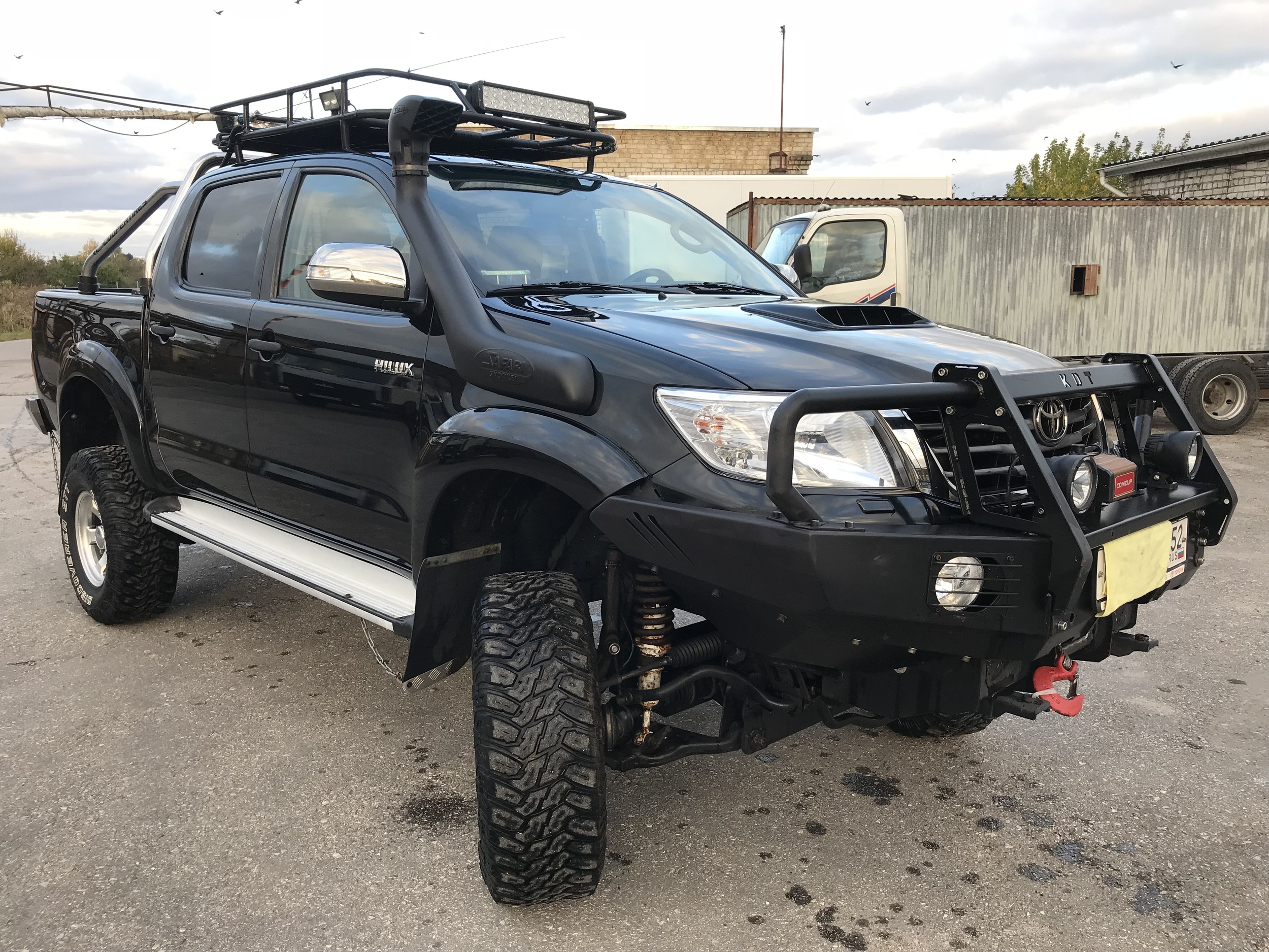 Toyota Hilux 2014 off Road Tuning