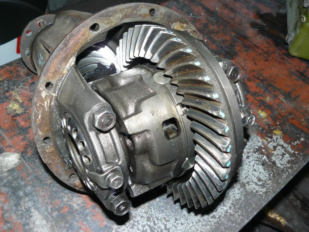 Уаз буханка с блокировкой дифференциала заднего моста. Opel frontera блокировка дифференциала. Гудит задний редуктор. Дифференциал заднего моста уаз хантер. Гудит задний редуктор.