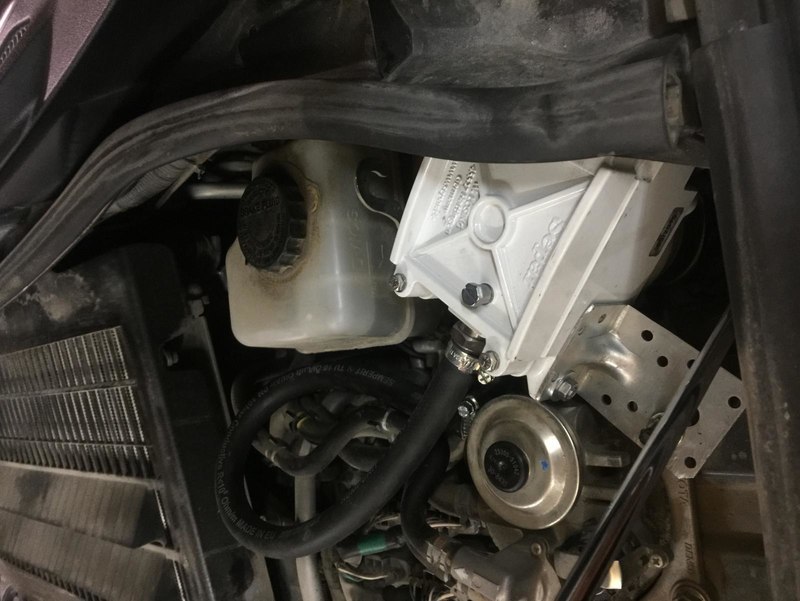 Установка сепаратора на ленд крузер 200 дизель - 97 фото