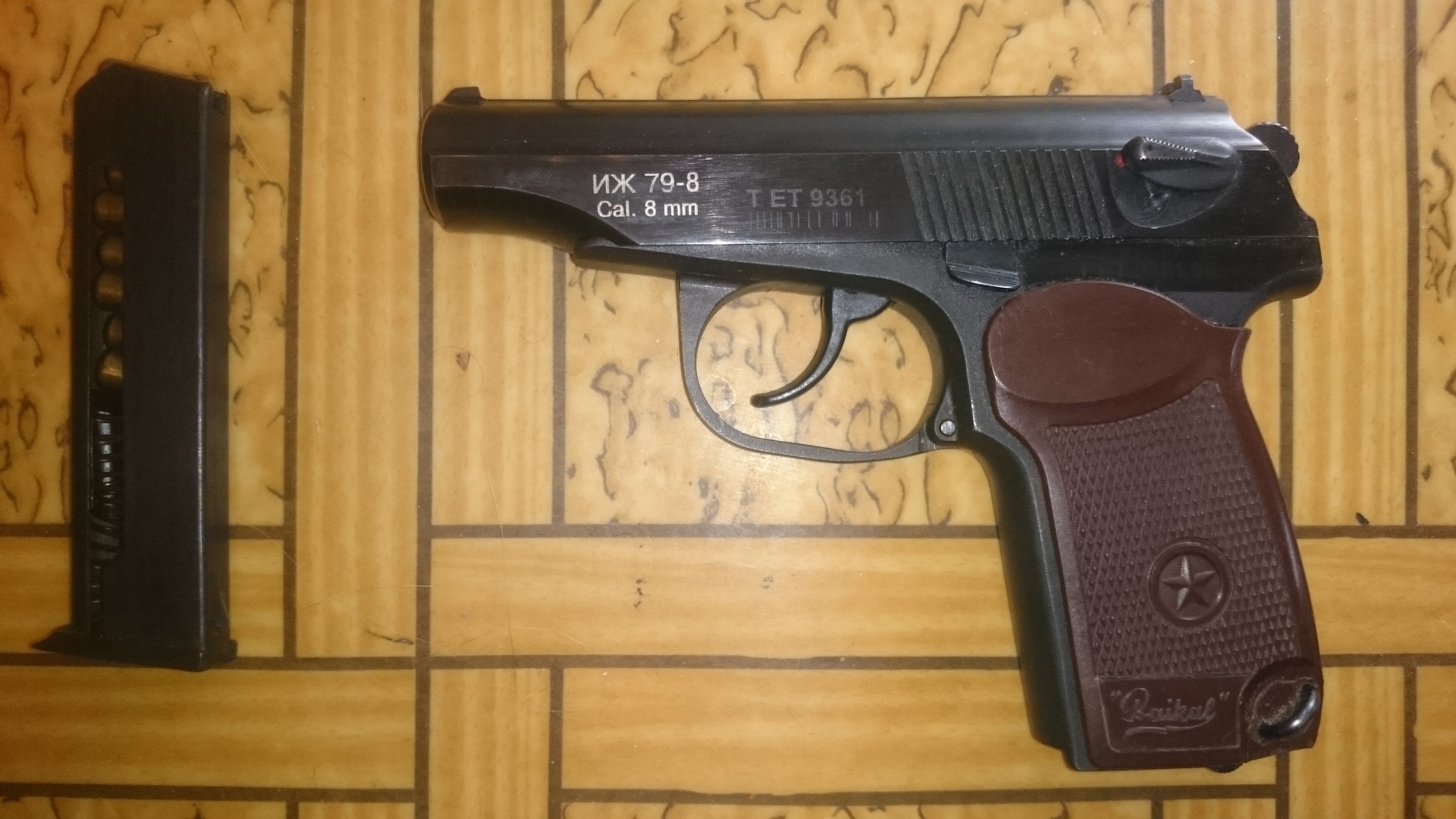 Пистолет иж 79 8