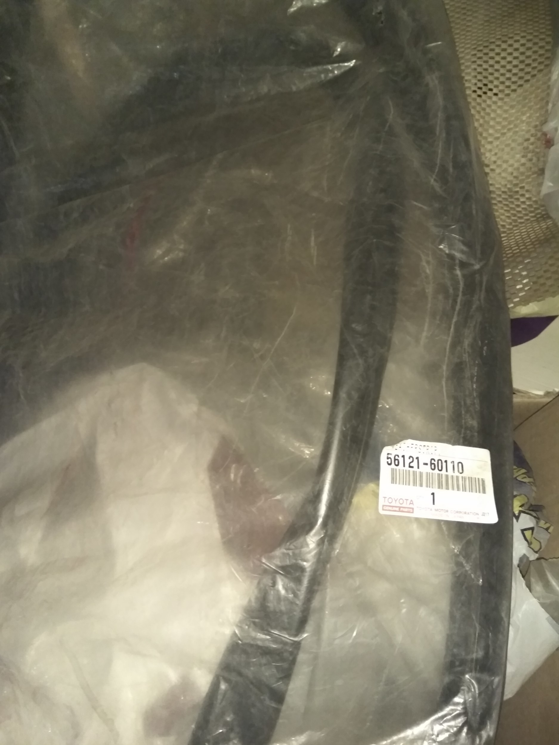 лобовое стекло тлк 100. верхний молдинг лобового стекла land cruiser 100. козырек на ленд крузер 100. лобовое стекло cruiser 200 оригинал. лобовое стекло на ленд крузер 200.