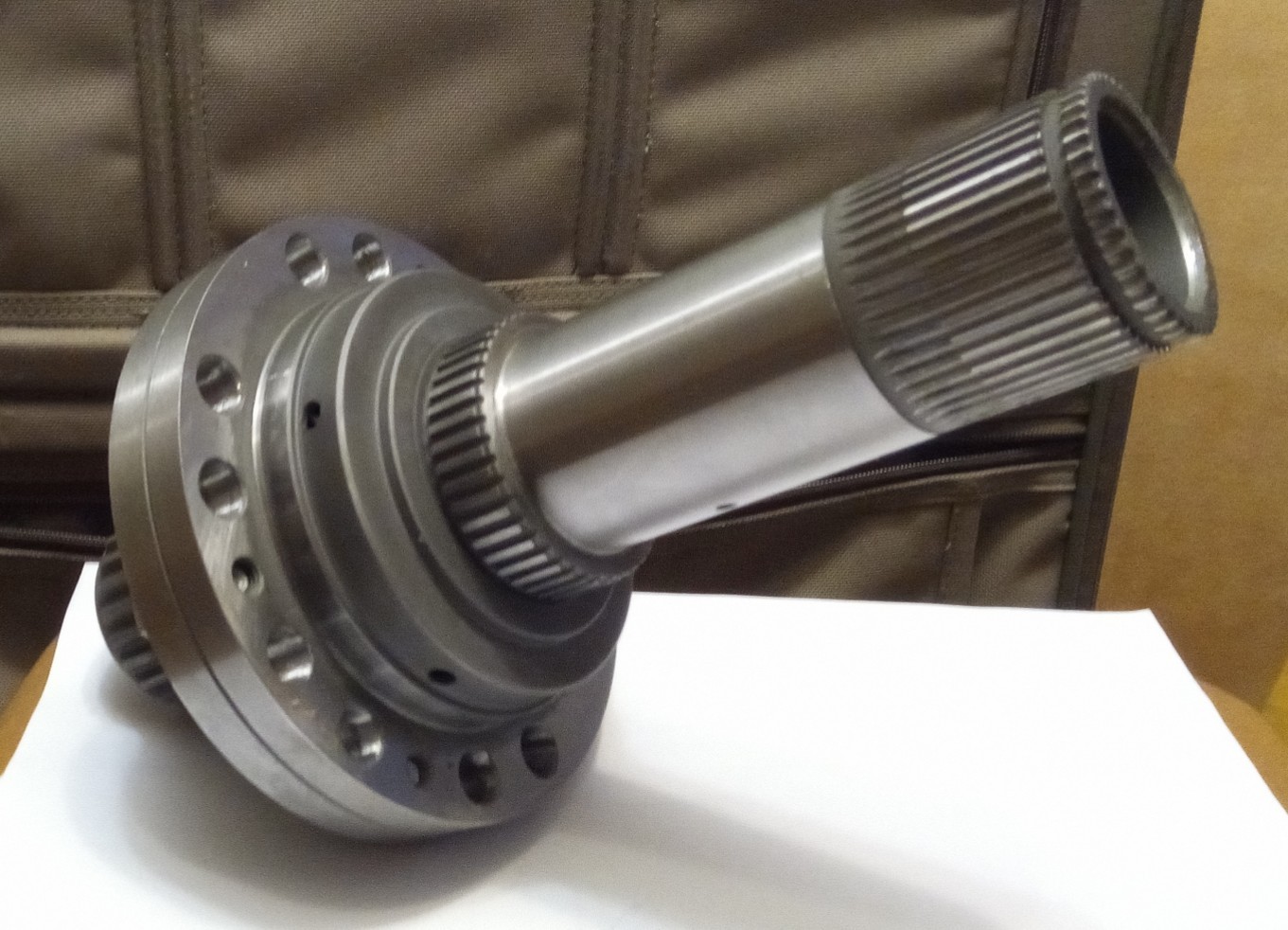 Дифференциала 105. 7. Дифференциал ниссан. Land cruiser 100 сателлиты заднего редуктора. Дифференциал даф 105.