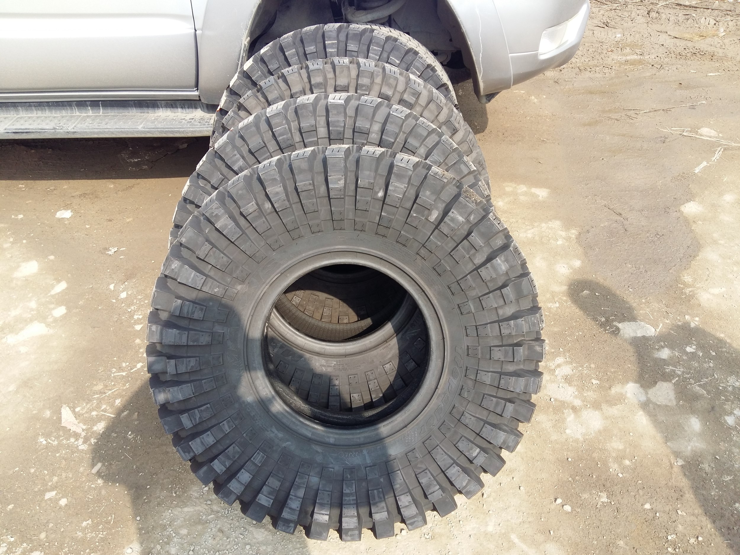 Продам Maxxis trepador competition 35x12.5x15 новые. 4 штуки - Шины и ...