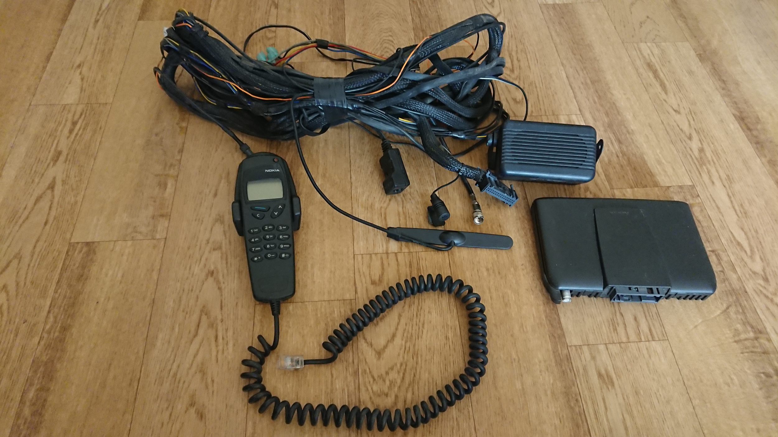 Автомобильная громкая связь Nokia 6090 оригинал