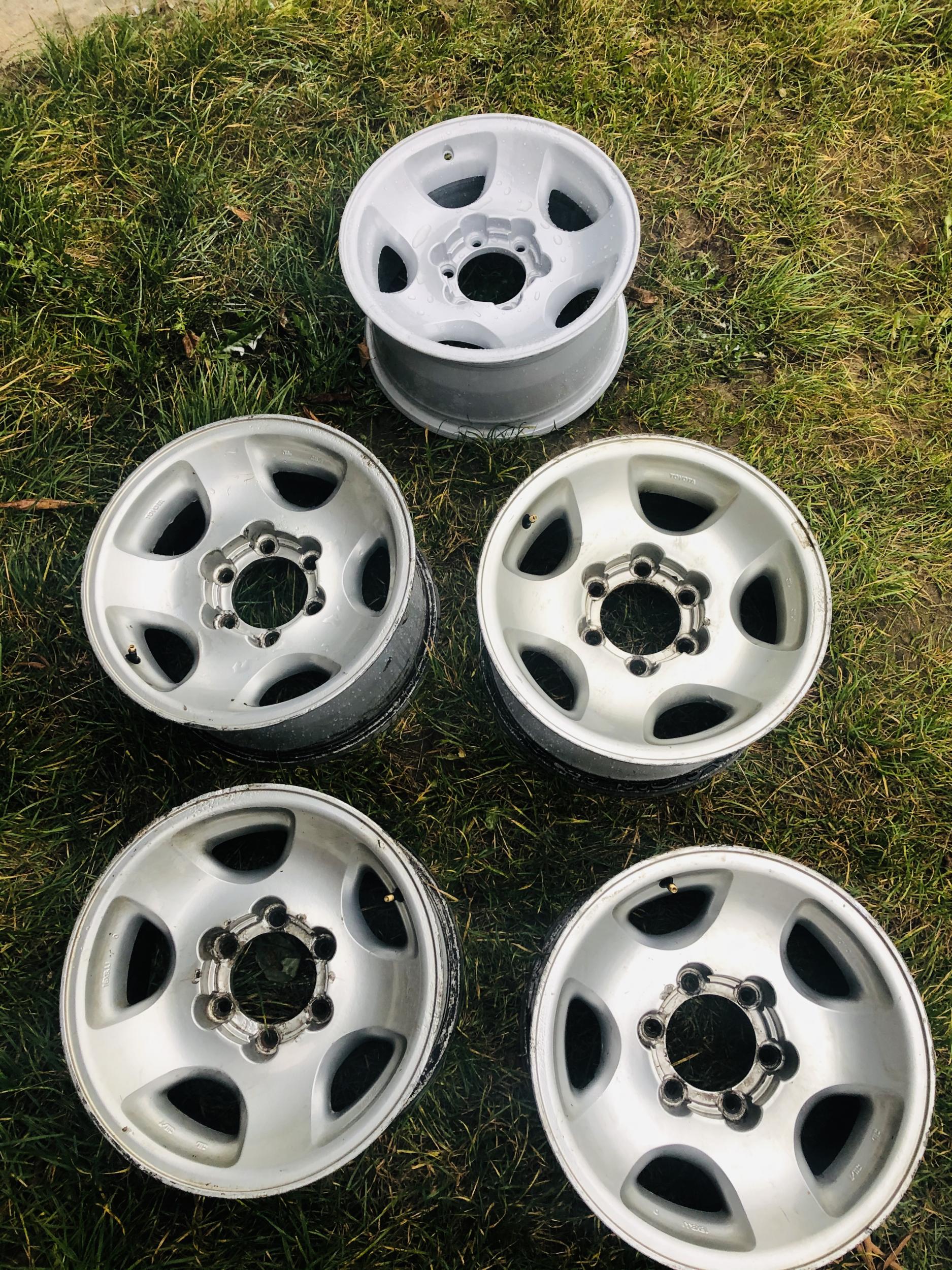 Диски toyota land cruiser 80. Диски тойота ленд крузер 80. Диски на ленд крузер 80. Диски ленд крузер на уаз. Диски toyota land cruiser 80 оригинал.