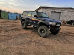 Расширители с внешним креплением на Toyota Land Cruiser 80 (широкие 10 см)