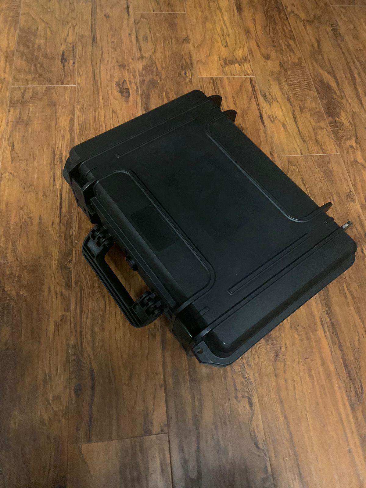 Max PP430B hardshell koffer model 430S (19 liter), zwart