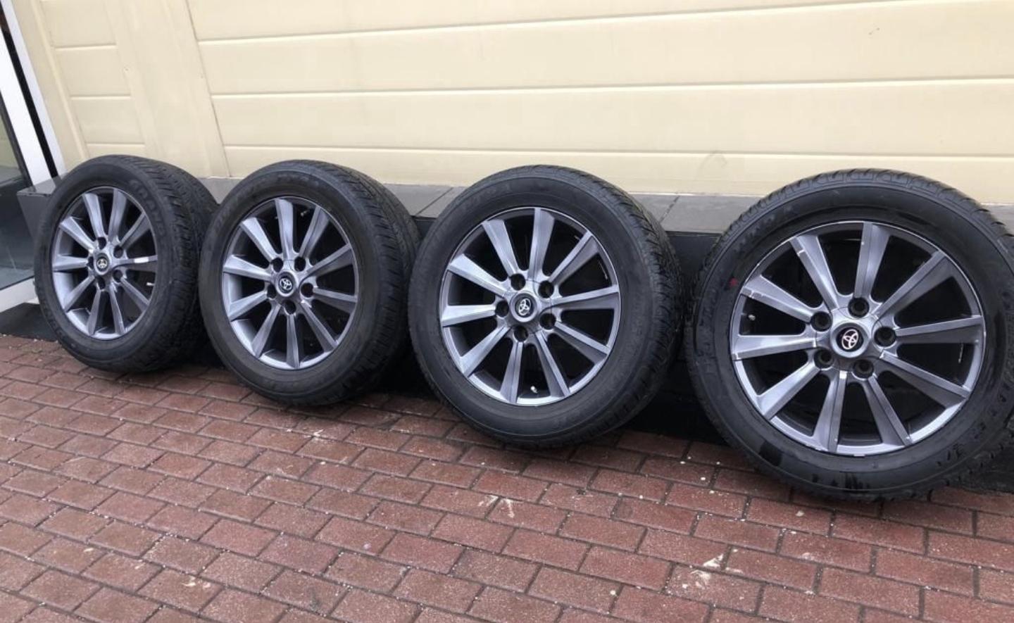 Откручиваются гайки на колесах - Тех. вопросы Landcruiser 200 (Lexus LX ...