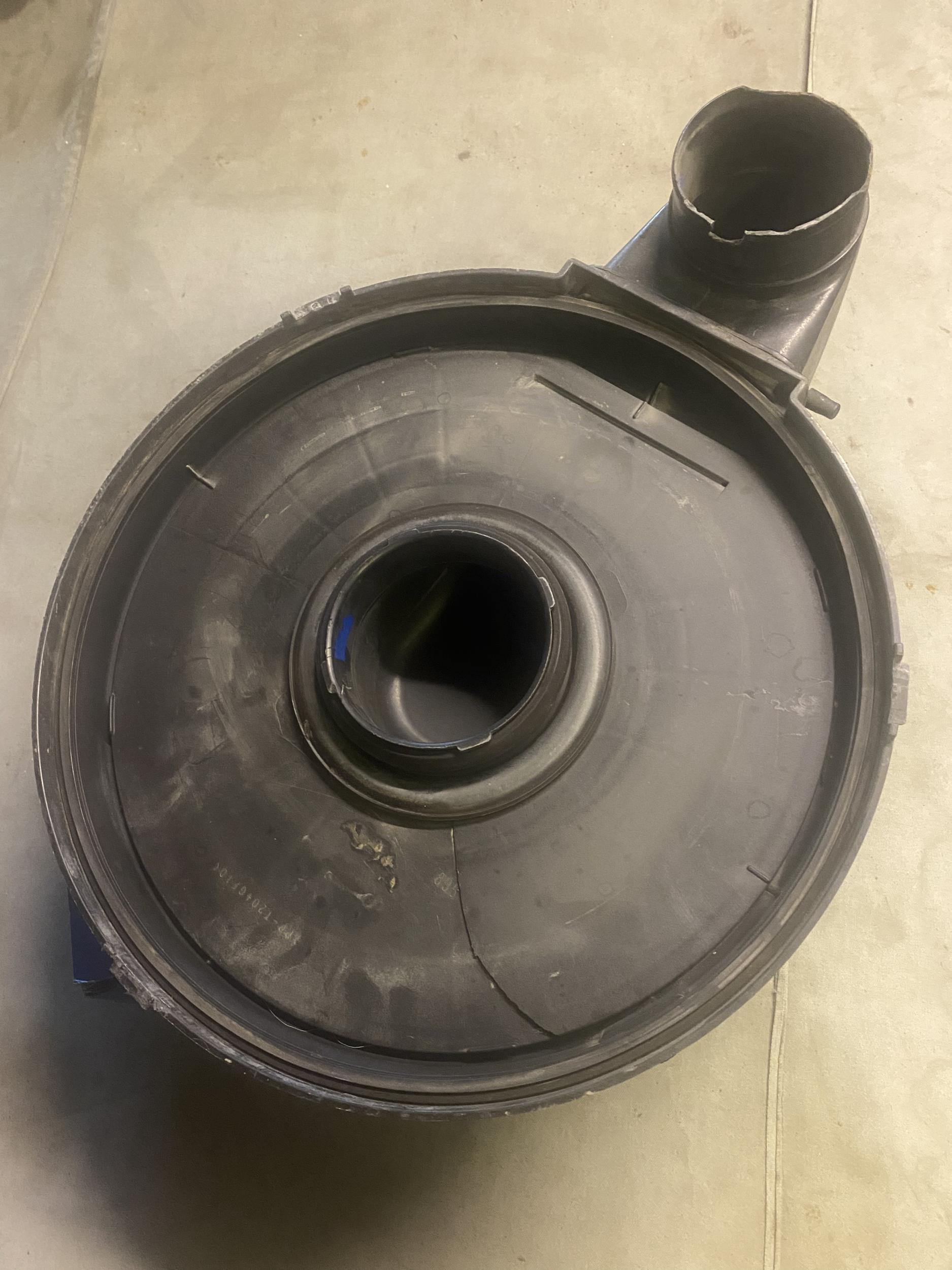 Продам крышку воздушного фильтра HDFTE - Двигатель, трансмиссия ...