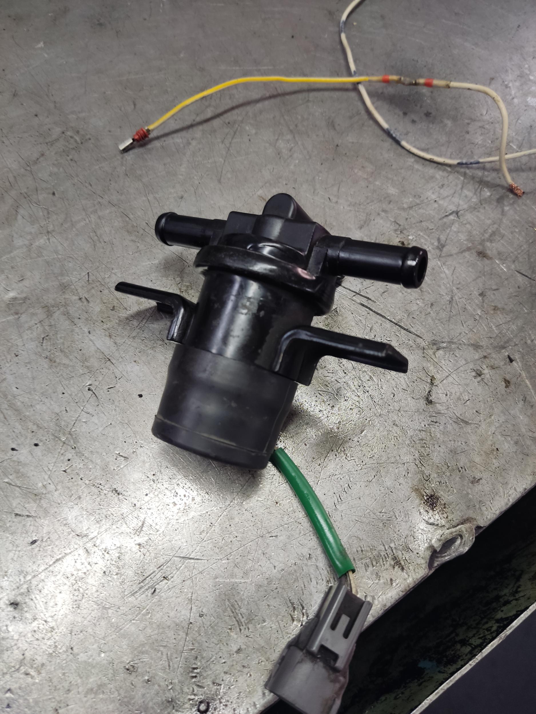 Клапан переключения баков - Кузов, рама, электрика и обвес (экстерьер ...