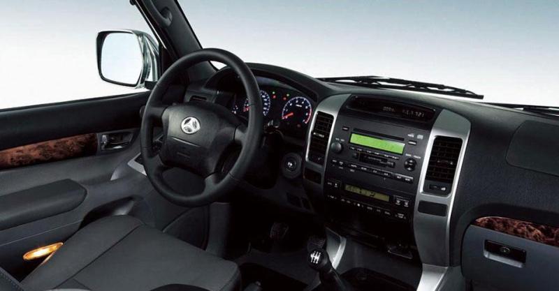 SUV-XB624-Interior_04.jpg