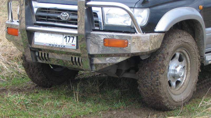 Бампер из нержавейки. Труба из нержавейки на задний бампер. Бампер из нержавейки. Защита на бампер автомобиля. Бампер из нержавейки для вольво внл 670.